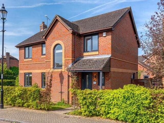 House for sale in North Horsham, Horsham