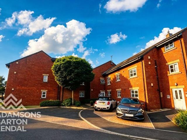 Apartment for rent in Burnedge, Greater Manchester