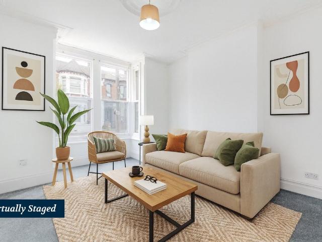 Apartment for rent in Harlesden, Greater London