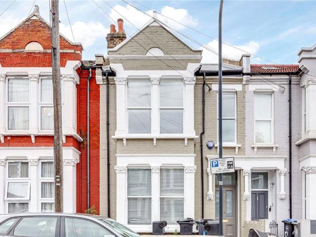 Apartment for rent in Harlesden, Greater London