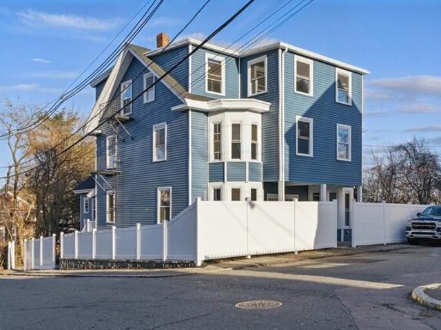 Condo for sale in Lowell