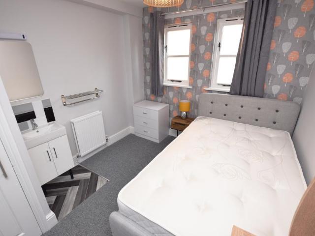 House for rent in Semilong, Northampton