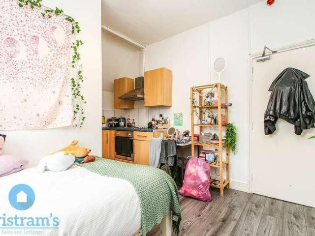 Room for rent in Hyson Green, Haddon