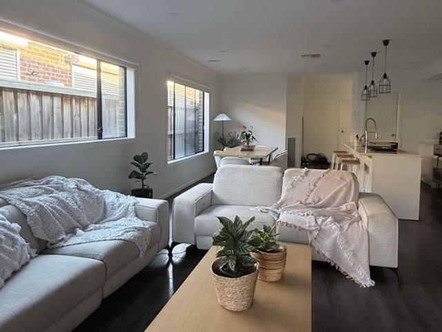 Room for rent in Camerons Creek, Victoria