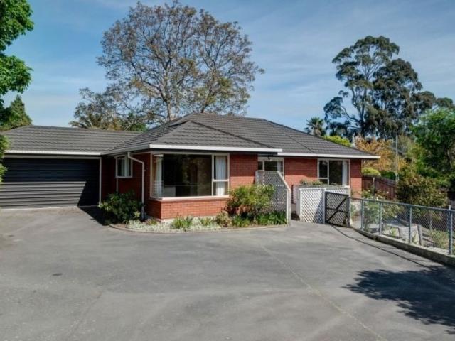House for rent in Chaslands, Canterbury