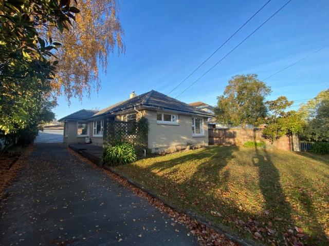House for rent in Chaslands, Canterbury