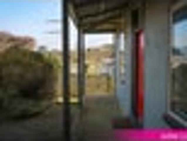House for rent in Otakou