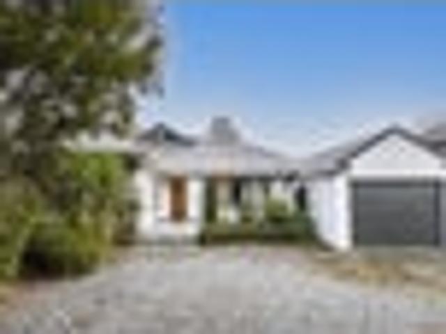 House for rent in Chaslands, Canterbury