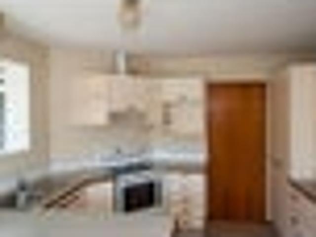 House for rent in Chaslands, Canterbury