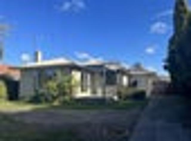 House for rent in Chaslands, Canterbury