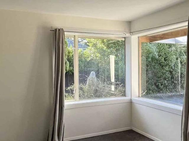 House for rent in Chaslands, Canterbury