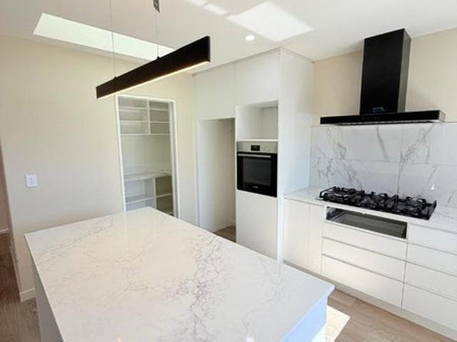 House for rent in Chaslands, Canterbury