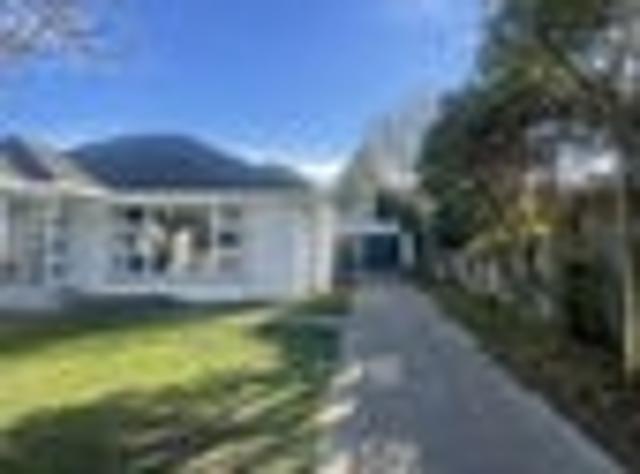 House for rent in Chaslands, Canterbury