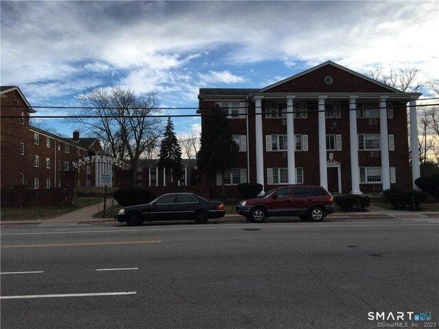 Condo for sale in East Hartford, Connecticut