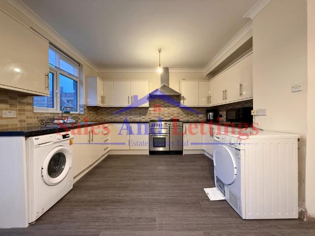 House for rent in Alperton, Greater London