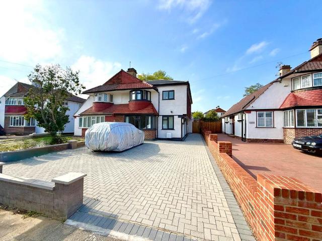 House for rent in Burnt Ash, Greater London