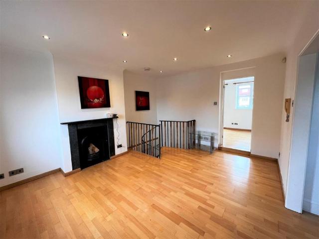 Apartment for rent in Colindale, Isle Of Man