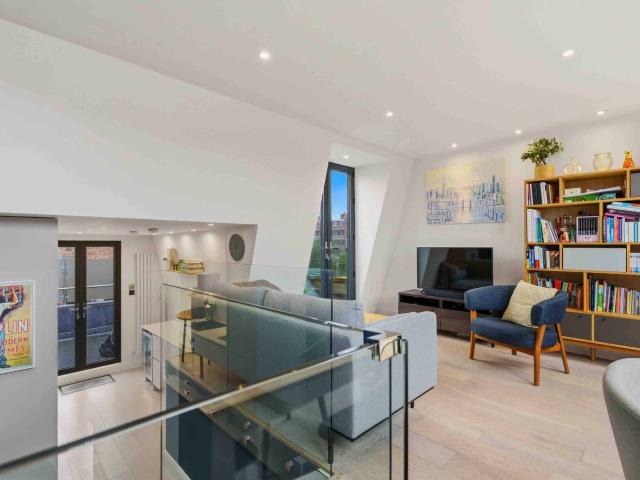 Apartment for rent in Fulham, Greater London
