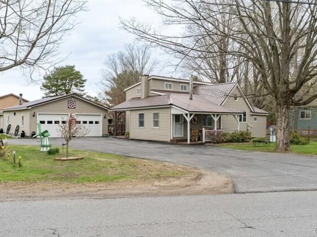 House for sale in Black River
