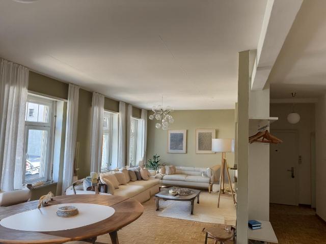 Büro mieten in Einigen, Zürich