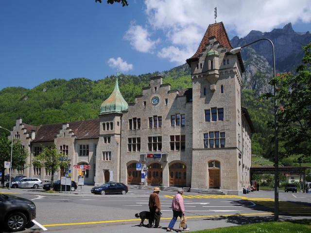 Büro mieten in Glarus