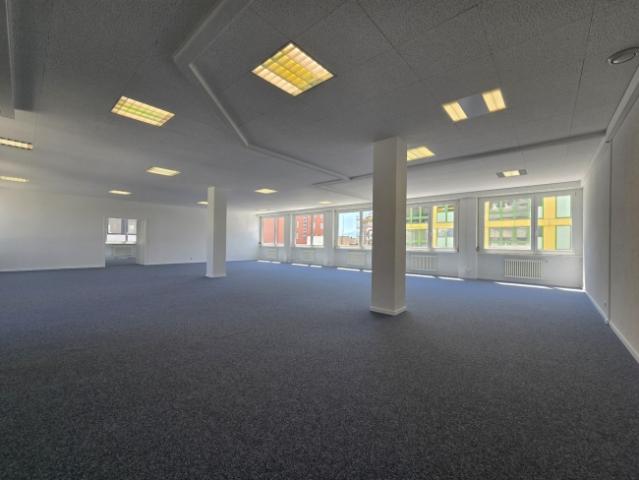 Büro mieten in Renens, Waadt