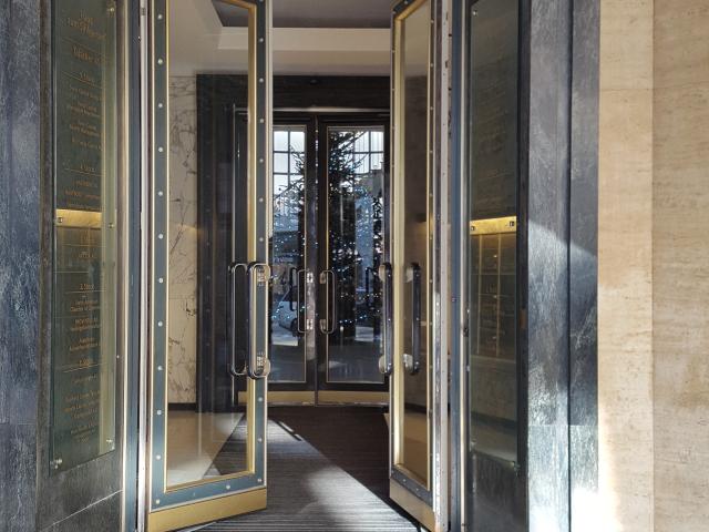 Büro mieten in Einigen, Zürich