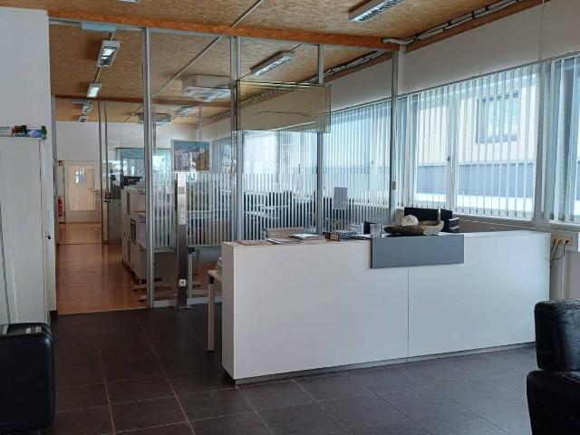 Büro mieten in Oberndorf in Tirol, Tirol