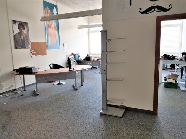 Büro mieten in Le Mont-sur-Lausanne, District de Lausanne