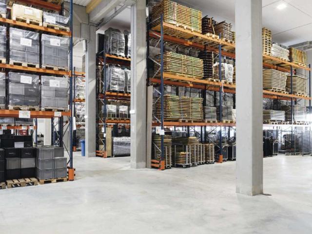 Gewerbe mieten in Wiener Neudorf, Niederösterreich