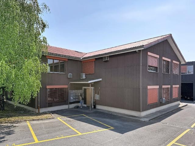Büro mieten in Chavannes-de-Bogis, Waadt