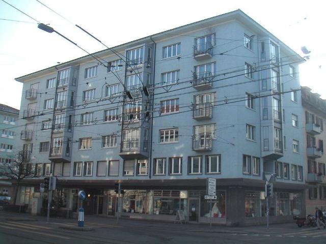 Büro mieten in Einigen, Zürich