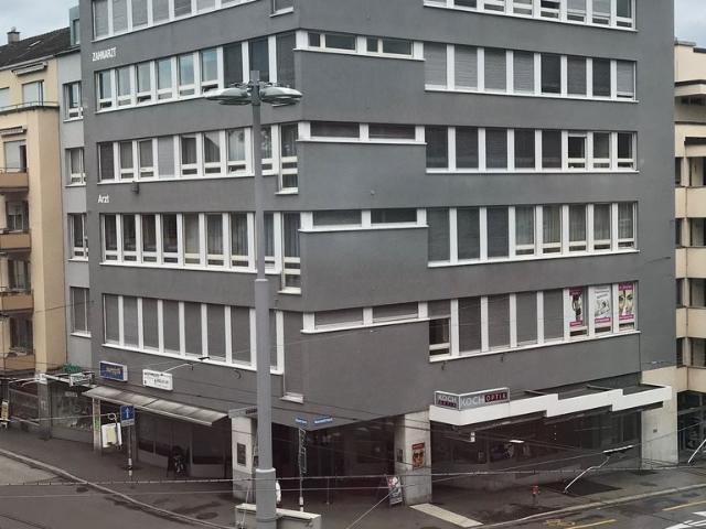 Büro mieten in Einigen, Zürich