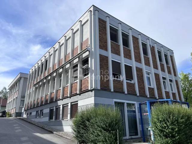Gewerbe mieten in Elixhausen, Salzburg