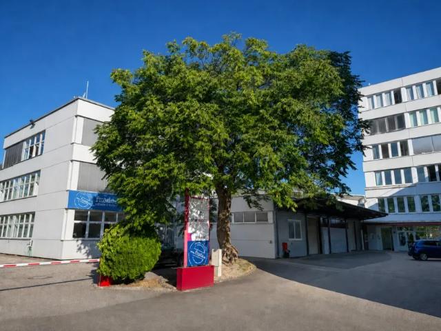 Gewerbe kaufen in Chemiepark Linz, Linz