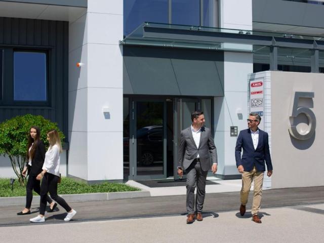 Gewerbe mieten in Wiener Neudorf, Niederösterreich