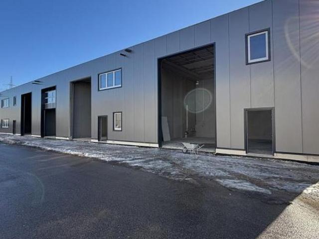 Gewerbe mieten in Raffelstetten, Asten
