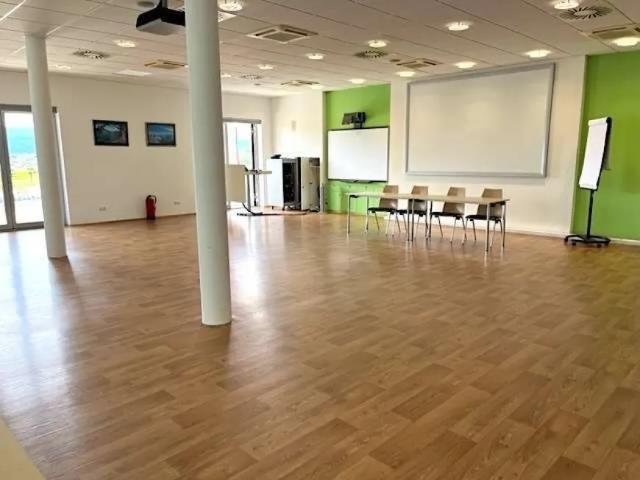 Gewerbe mieten in Wettmannstätten, Steiermark