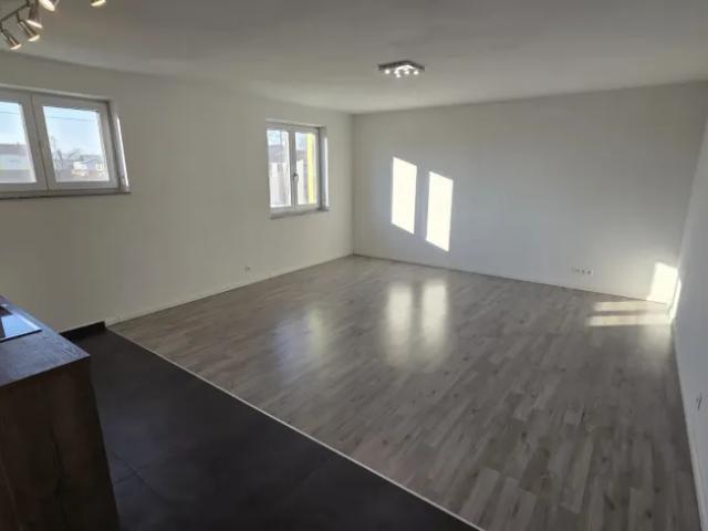 Gewerbe mieten in Theresienfeld, Niederösterreich