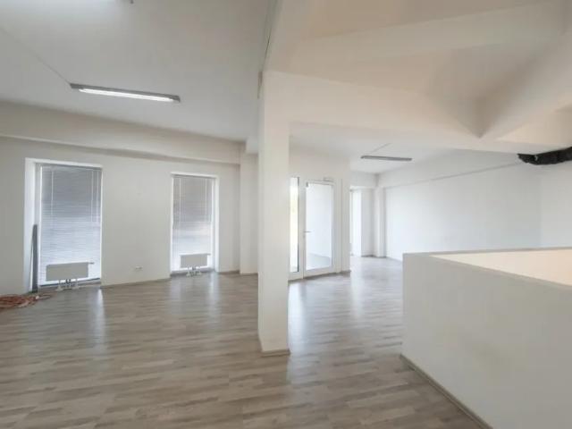 Gewerbe mieten in Rudolfsheim-Fünfhaus, Wien