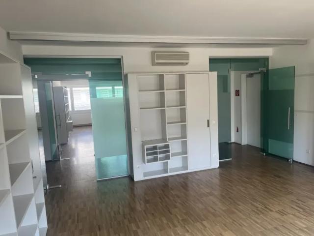 Gewerbe kaufen in Seestadt, Wien