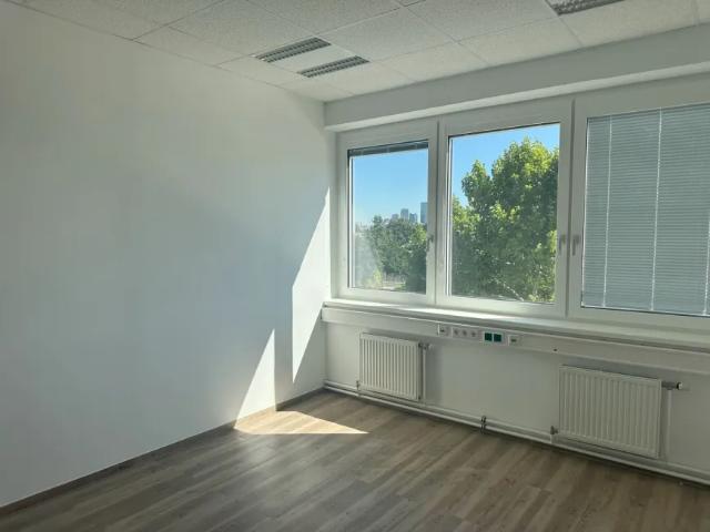 Gewerbe mieten in Seestadt, Wien