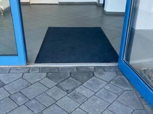 Gewerbe mieten in Wiener Neudorf, Niederösterreich