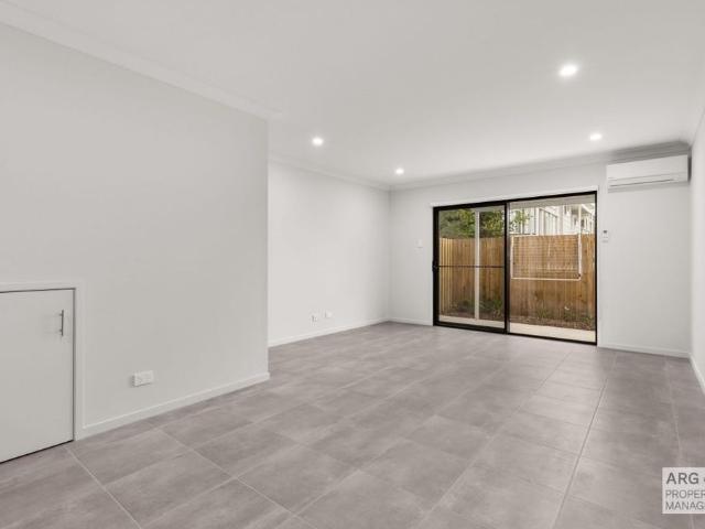 Townhouse for rent in Toombul, Queensland