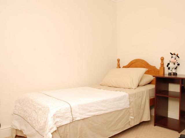 Apartment for rent in Jacobs Well, Guildford