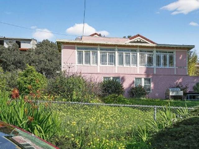 House for sale in Oakland, California