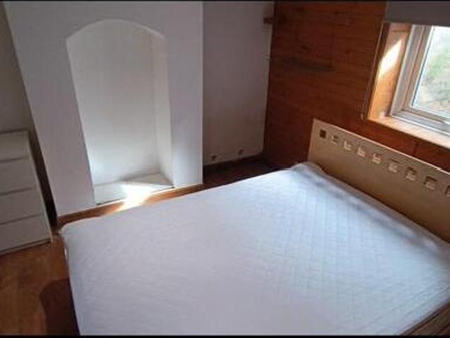 House for rent in Maidenhall, Key Street