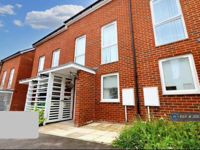 House for rent in Monks Orchard, Kent