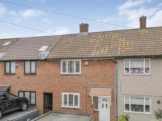 House for sale in Chigwell, Epping Forest