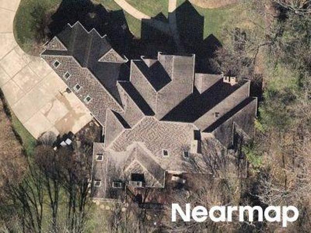 House for sale in Bradfordwoods